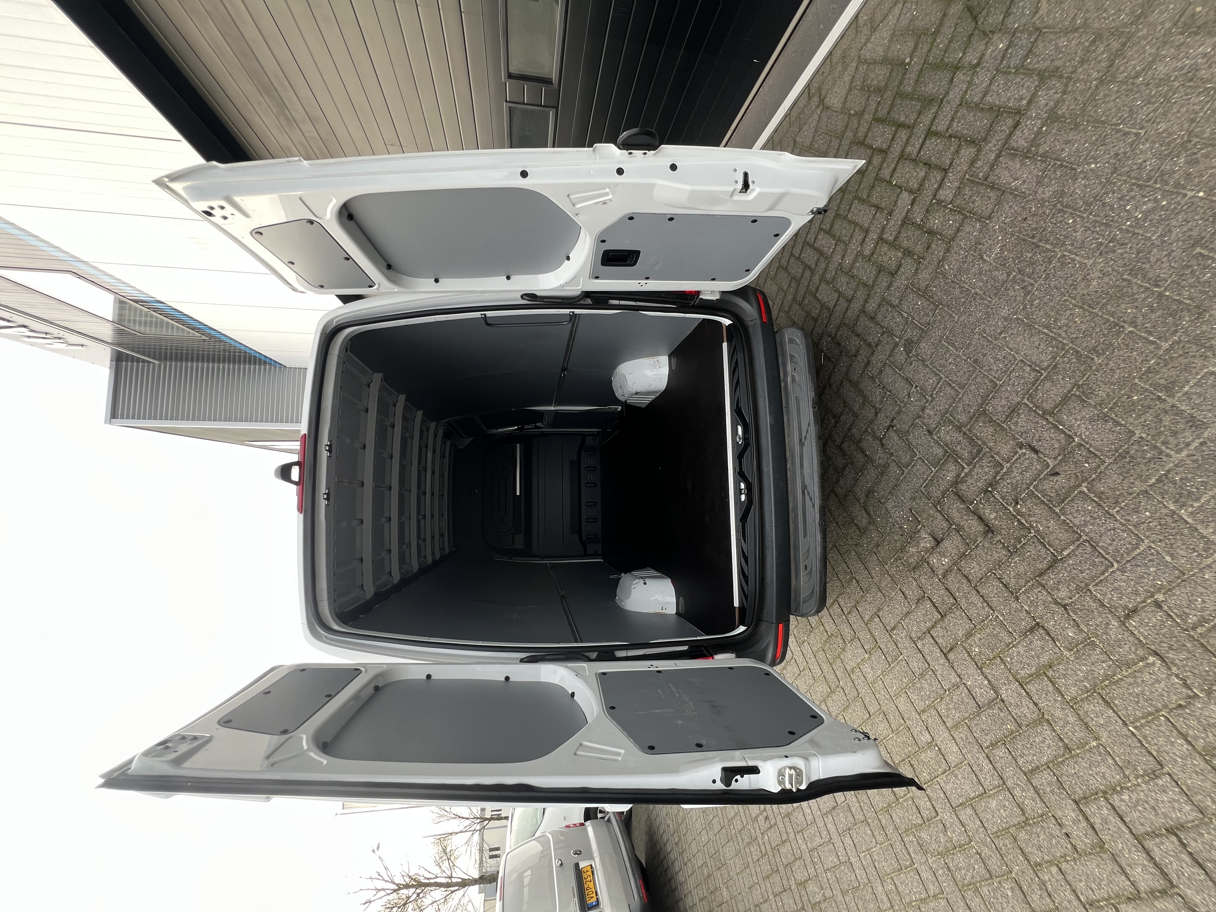 Een verhuisbus volstoppen is één ding